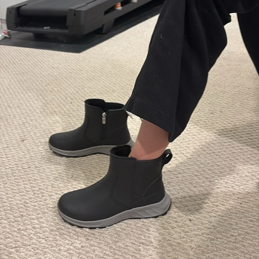 Khombu boots all weather with memory form